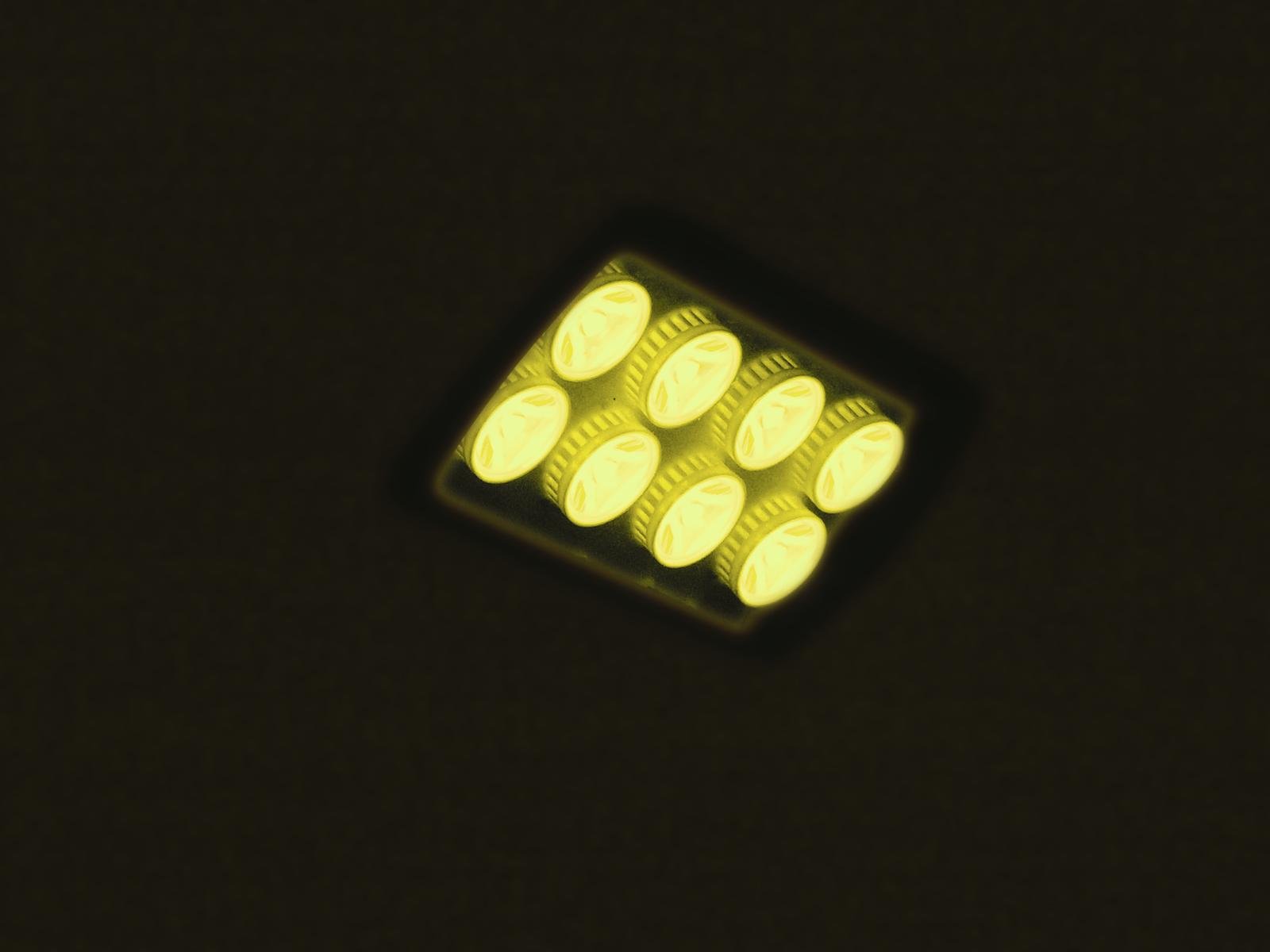EUROLITE LED IP FL-8 gelb 30°