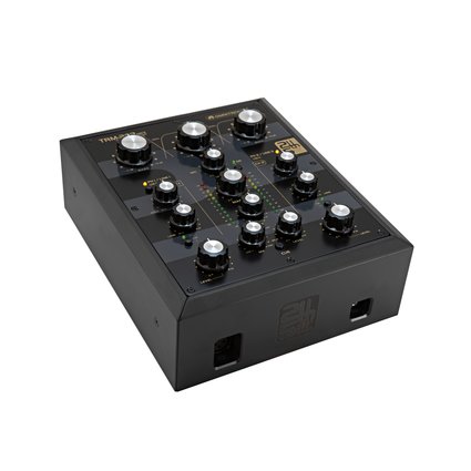 2-channel rotary mixer with 3-band frequency isolator for DJs