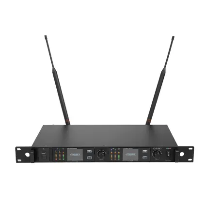 License-free true diversity wireless receiver with auto scan, 3-band EQ & TFT color displays