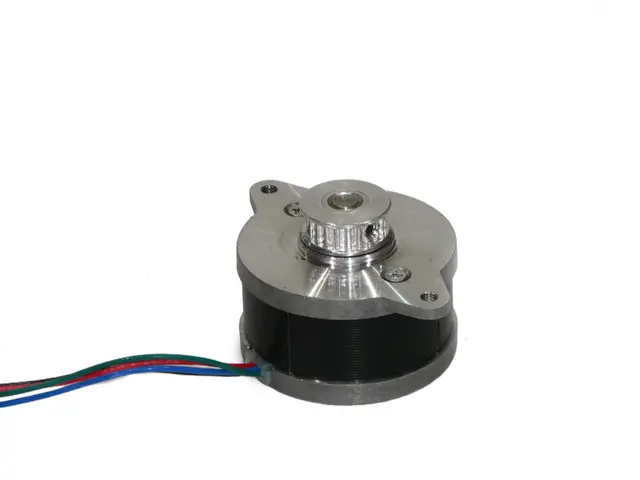  Steppermotor (Magenta) DMH-380 Hybrid CMY Moving-Head Spot/Beam (P36S1001Y-08)-MainBild