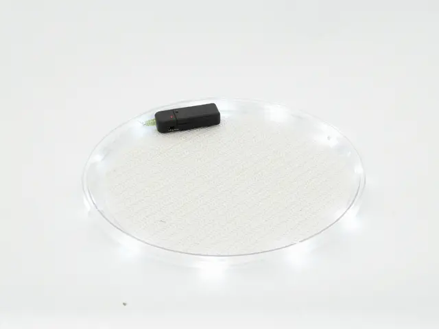 Decorative serving tray with LEDs-MainBild