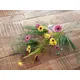 Wild flowers arranged in decorative twig-Bild-4