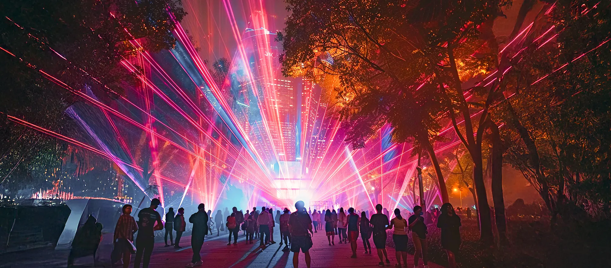 Le printemps avec des plantes artificielles – des univers décoratifs frais à l’effet durable