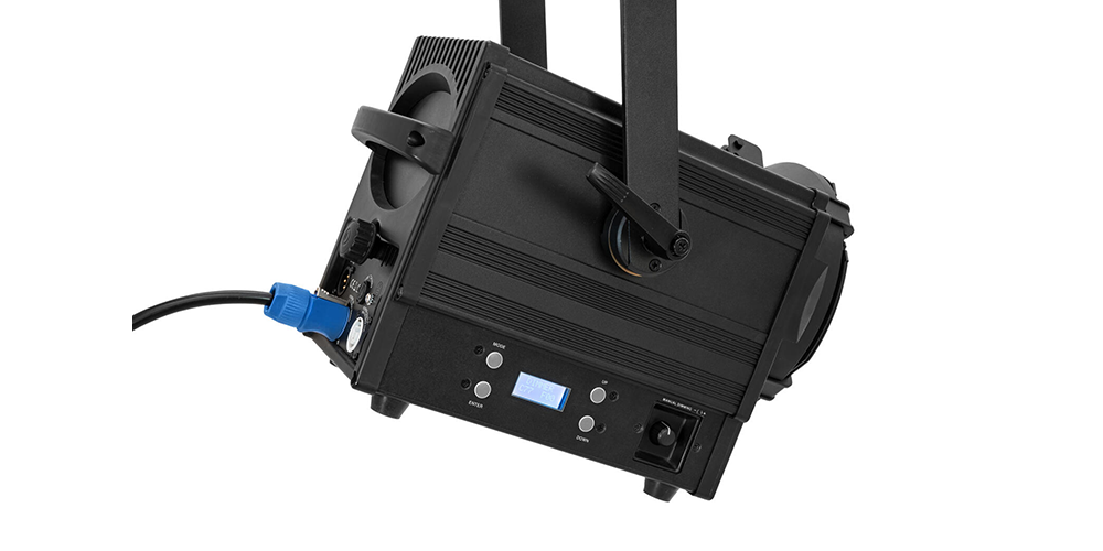 EUROLITE LED THA-100F MK3