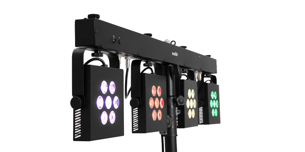 EUROLITE LED KLS-3002 Next Kit d'éclairage compact Vue de face